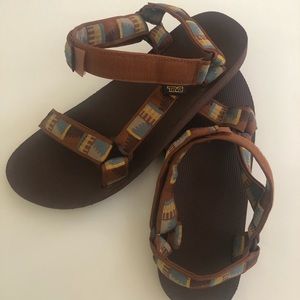 Men’s Teva sandals